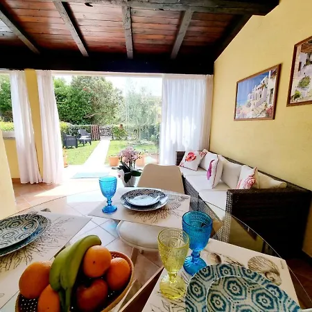San Teodoro Centro Splendido Bilocale Apartment